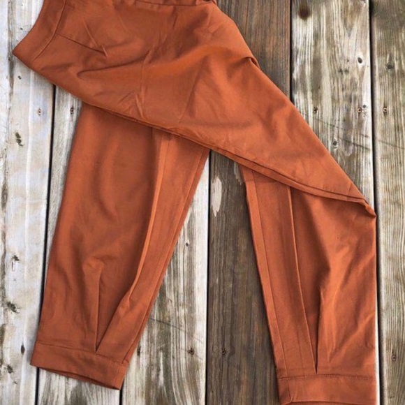 Rust color trousers - Picture 5 of 6